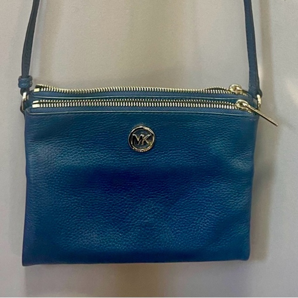 Michael Kors Navy crossbody pebble leather handbag